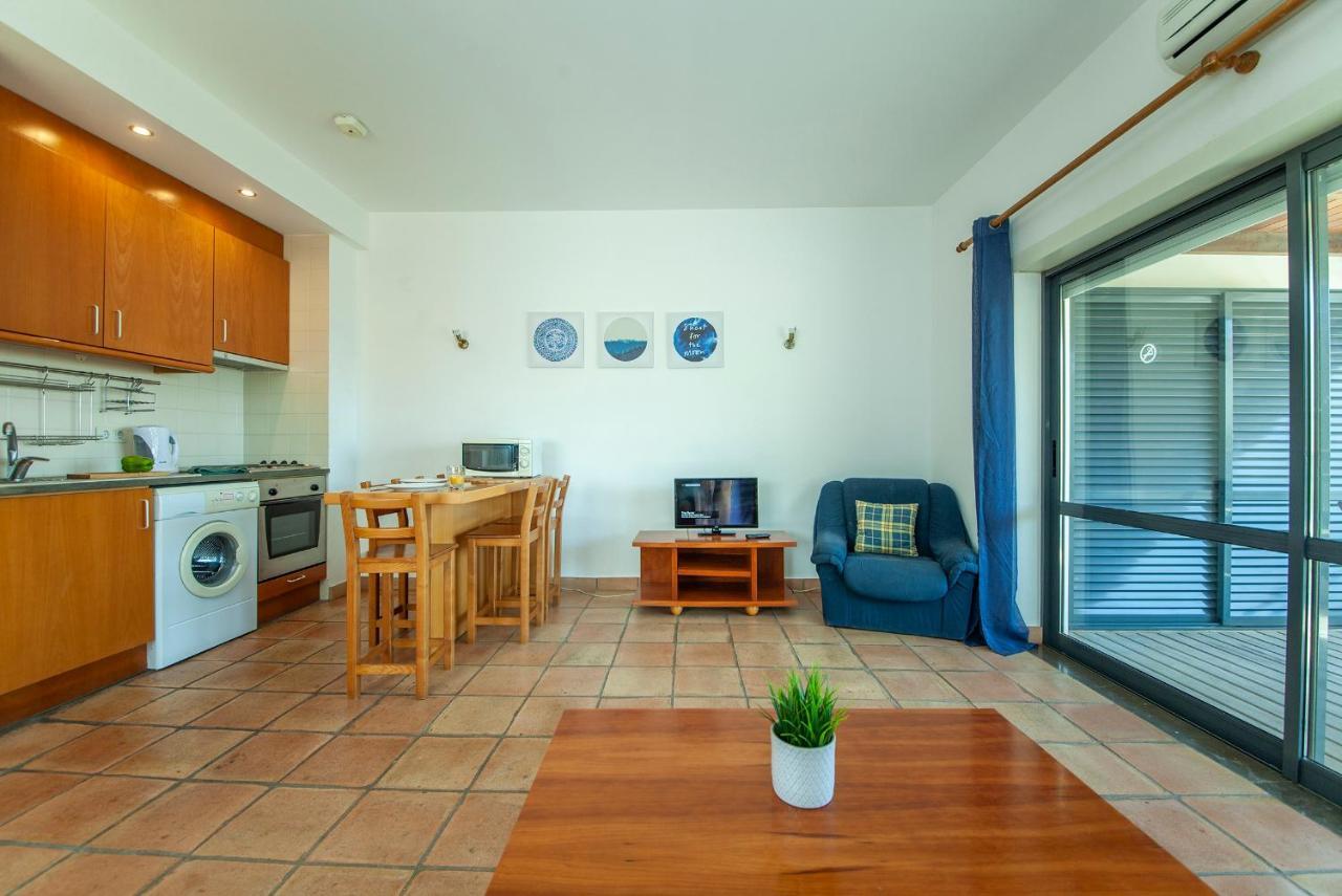 A11 - Marinapark Hill Beach Apartment Lagos Esterno foto